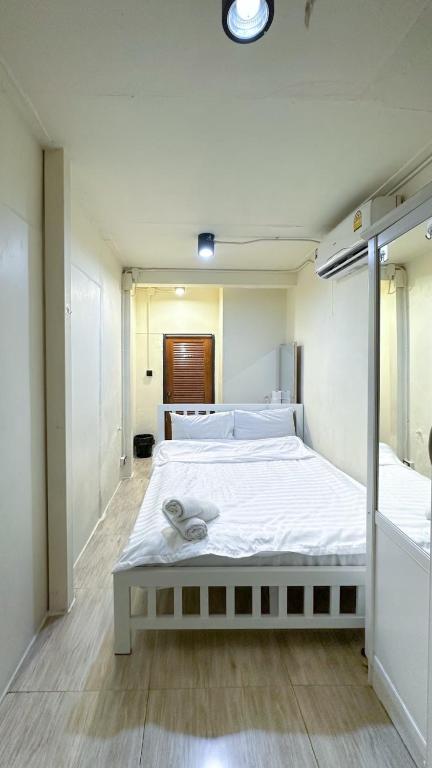 Chubbi5 room11 Chubbi5 room11
