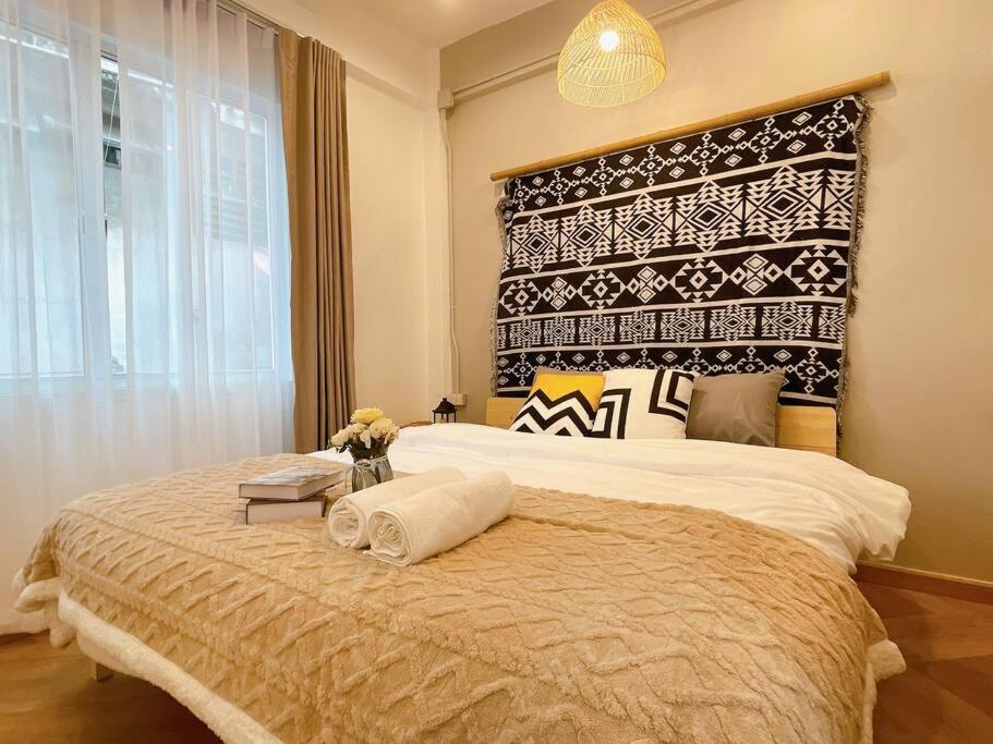 Unwind in oldtown, private floor, near Grand Palace Unwind in oldtown, private floor, near Grand Palace