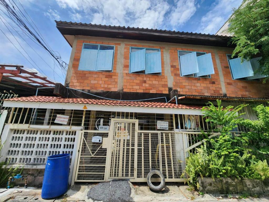109 Homely Apartment Free Wi-Fi Near BTS 109 Homely Apartment Free Wi-Fi Near BTS
