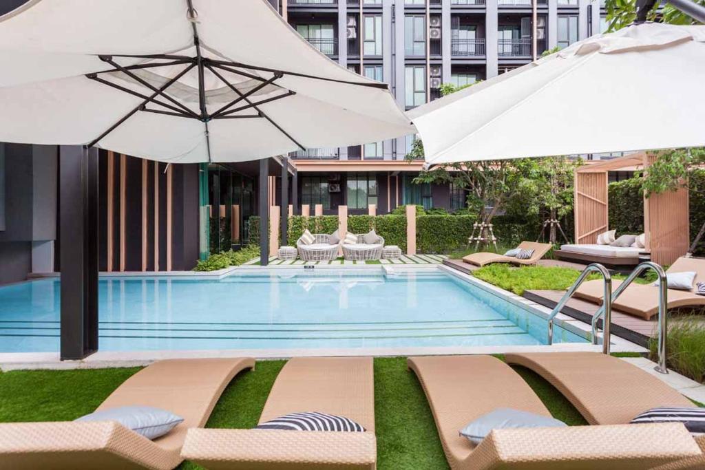 CBD Asoke/Nana/Ploenchit +2 mins to Terminal 21 CBD Asoke/Nana/Ploenchit +2 mins to Terminal 21