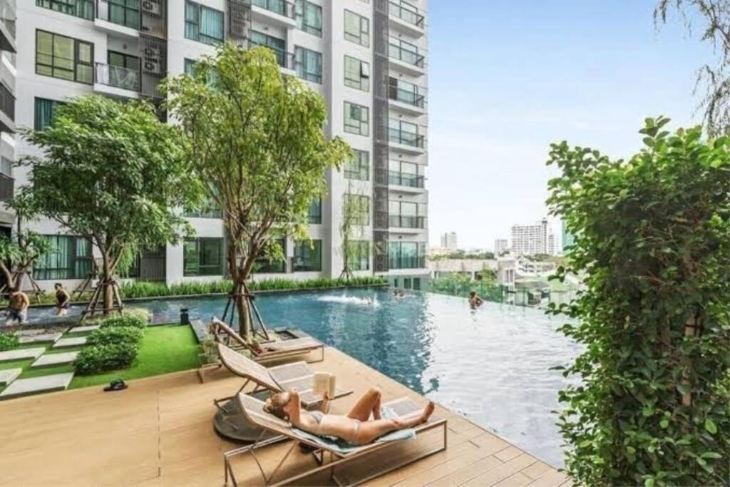 Thong Lor, Sukhumvit 36 Thong Lor, Sukhumvit 36
