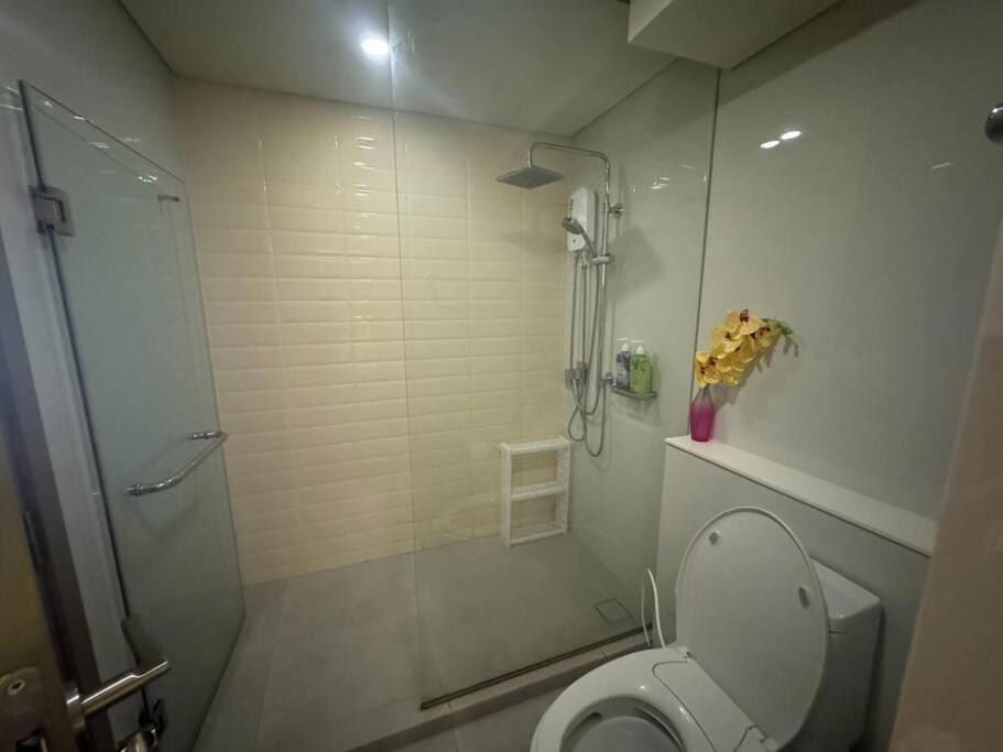 S87 Ramada Sukhumvit 87 BTS Onnut Swim Gym 711 S87 Ramada Sukhumvit 87 BTS Onnut Swim Gym 711