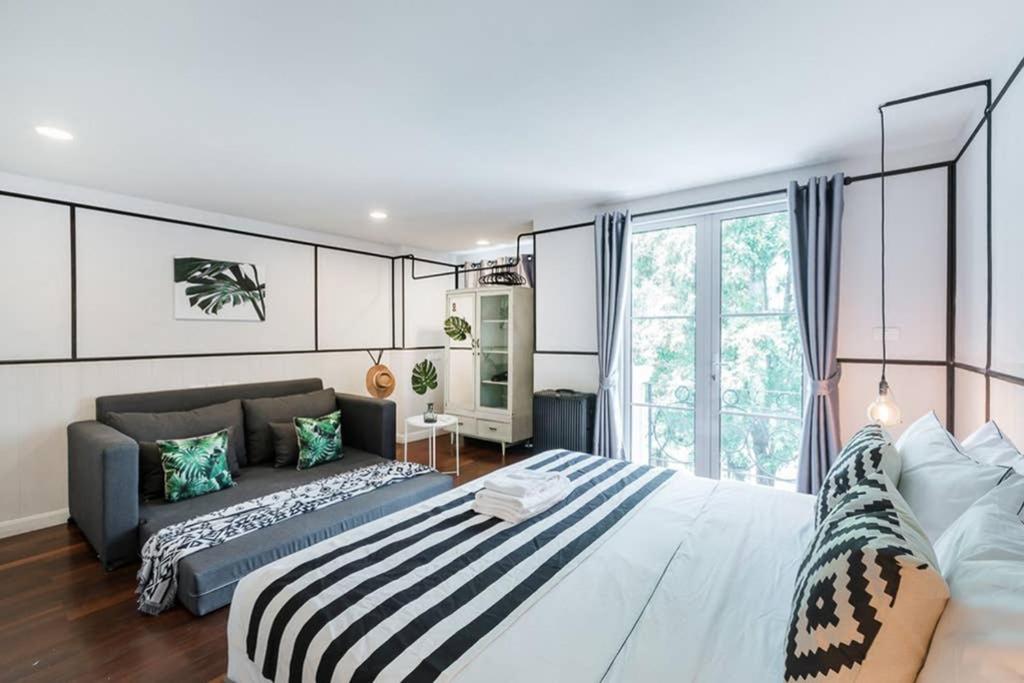MIQ Asoke202 Pool Villa - Asoke BTS 16 Pax MIQ Asoke202 Pool Villa - Asoke BTS 16 Pax