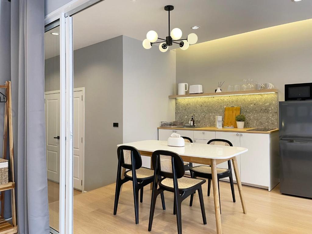 Vélin Khaosan - 2nd Floor apartment with 2Bedrooms Vélin Khaosan - 2nd Floor apartment with 2Bedrooms