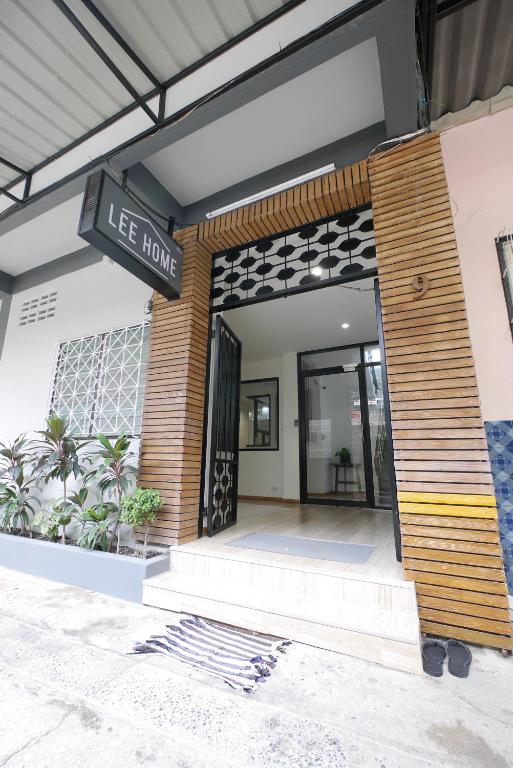 Lee Home Bangkok Lee Home Bangkok