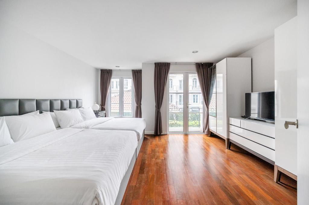 MIQ_home404/Asok BTS/Resort Pool/10pax/1000mbWifi MIQ_home404/Asok BTS/Resort Pool/10pax/1000mbWifi