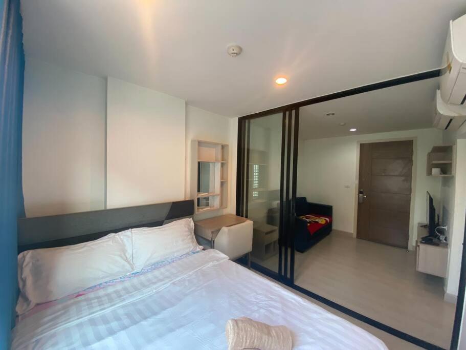 Quiet one bedroom near BTS onnut Quiet one bedroom near BTS onnut