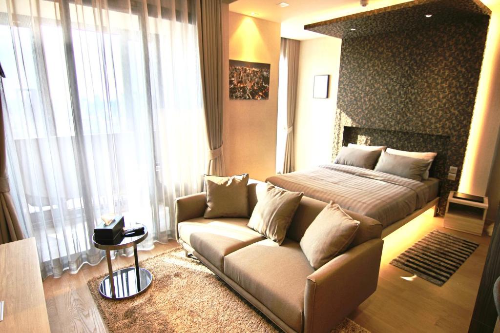 Luxurious & Romantic in the Heart of BKK#H MRT/BTS! Luxurious & Romantic in the Heart of BKK#H MRT/BTS!