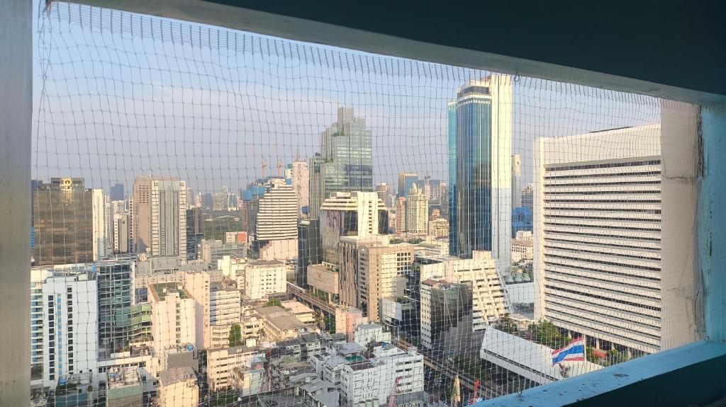 Silom room 40 sqm with 2 Queen beds for 4 persons Silom room 40 sqm with 2 Queen beds for 4 persons