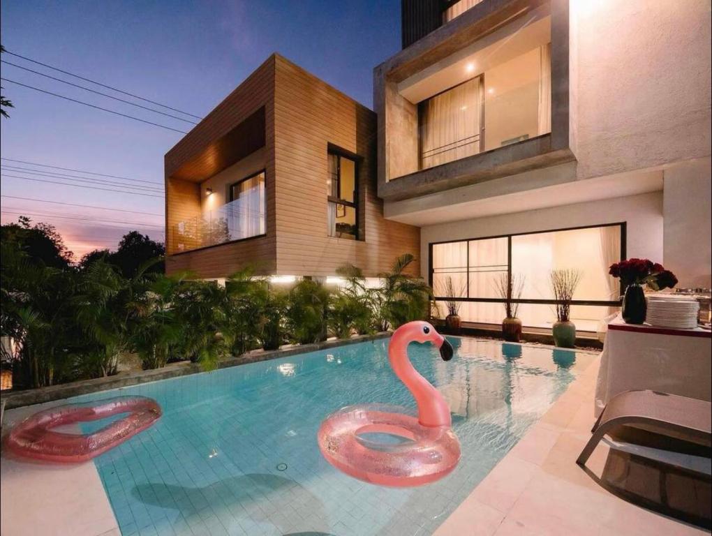 Luxury Pool Villa 107 Luxury Pool Villa 107
