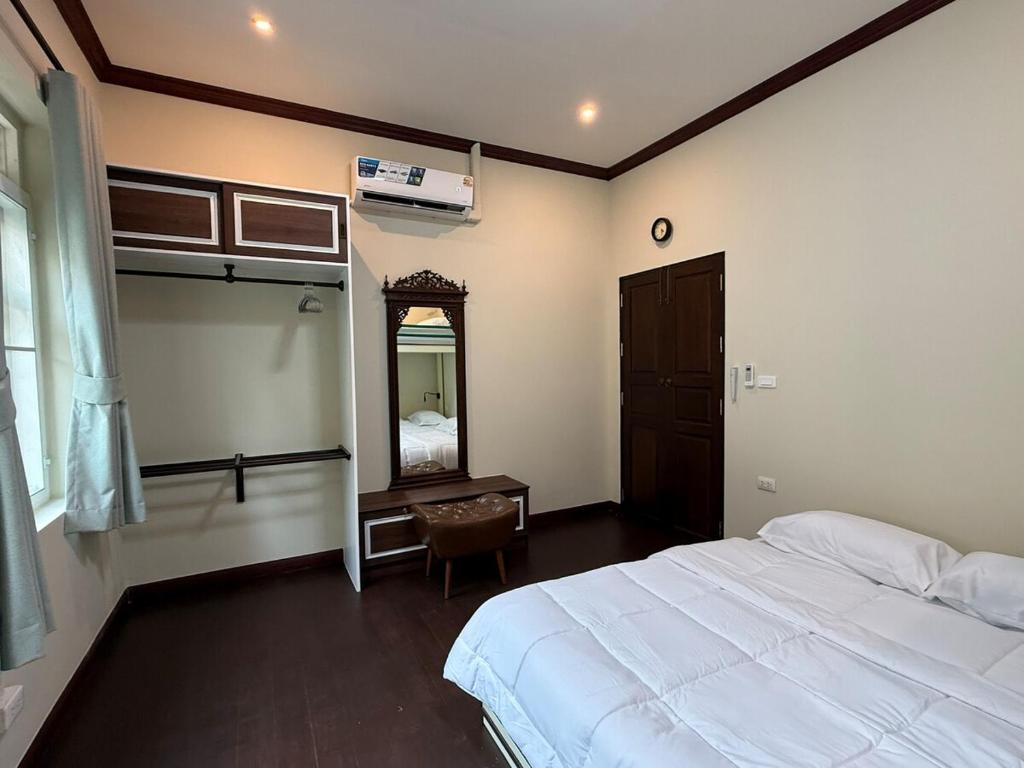 Luan Heritage Surawong