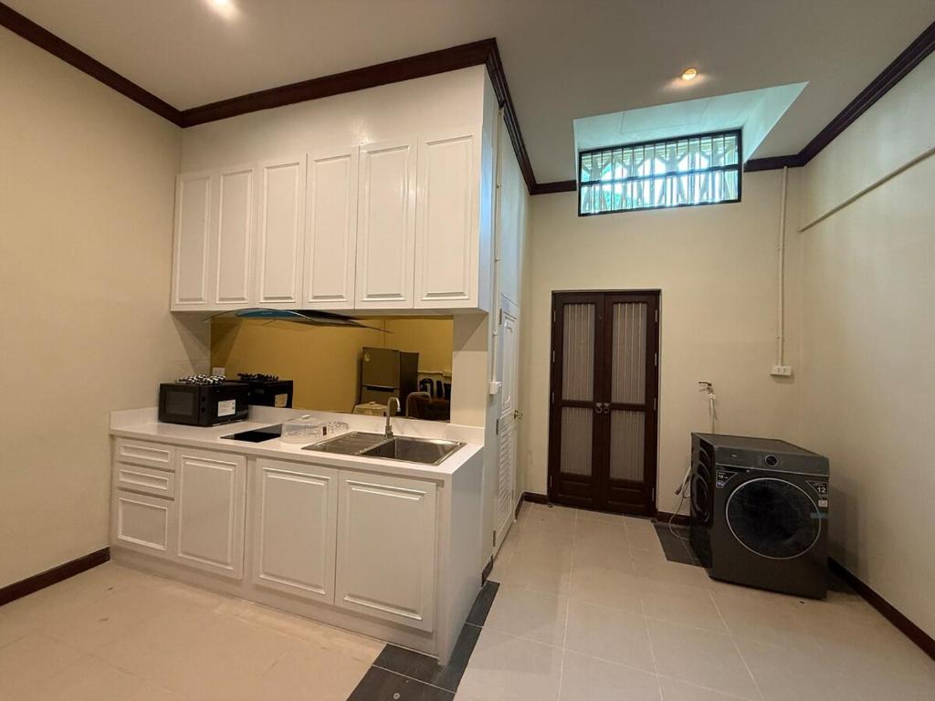 Luan Heritage Surawong