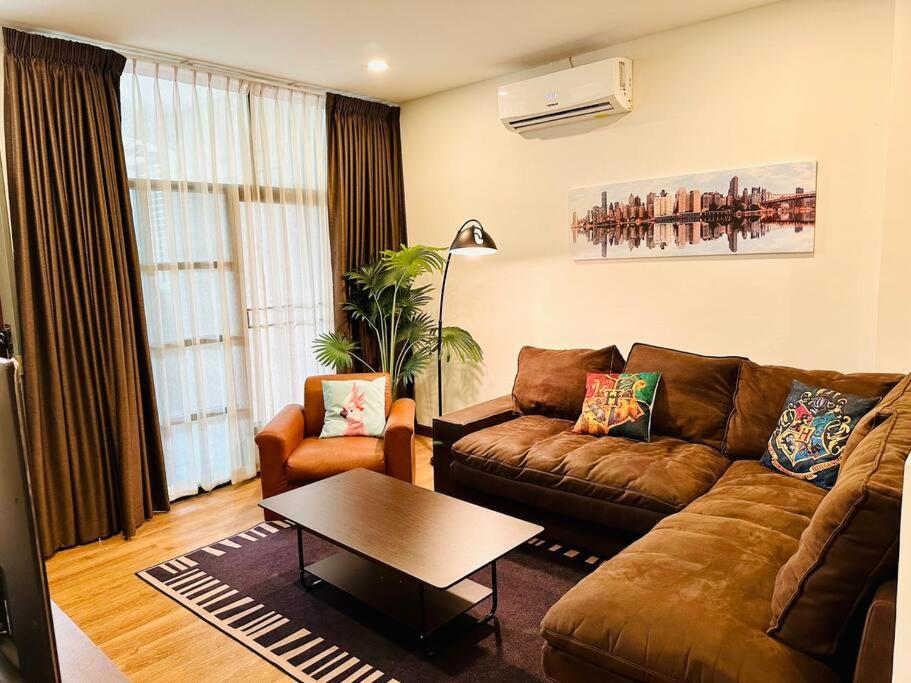 7 Beds Villa Emquartier BtsThonglor Phrom phong 7 Beds Villa Emquartier BtsThonglor Phrom phong