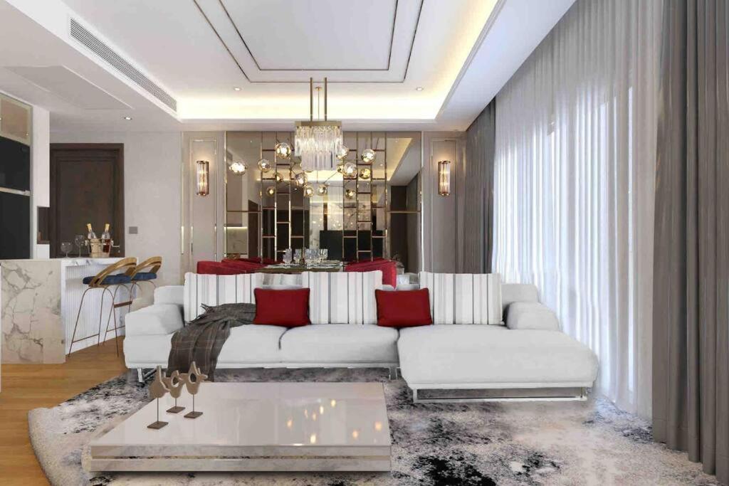 Luxury 2BR on the Clouds in Prime area Bangkok Luxury 2BR on the Clouds in Prime area Bangkok