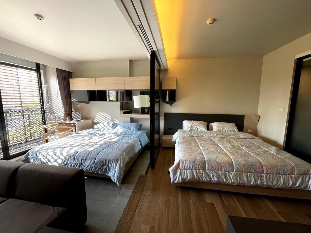 4Pax MRT BTS Asoke, Terminal21 4Pax MRT BTS Asoke, Terminal21