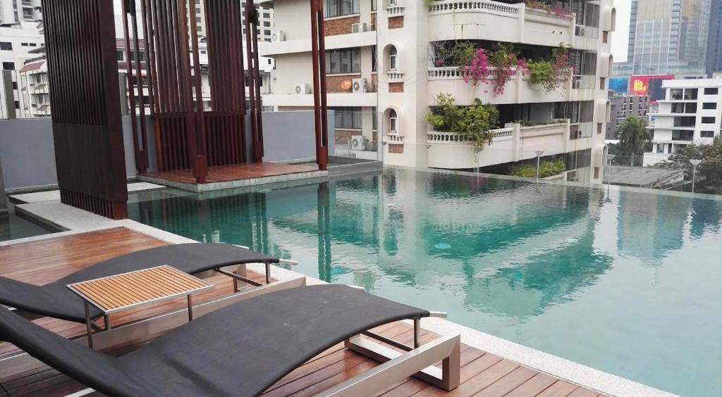 4Pax MRT BTS Asoke, Terminal21 4Pax MRT BTS Asoke, Terminal21