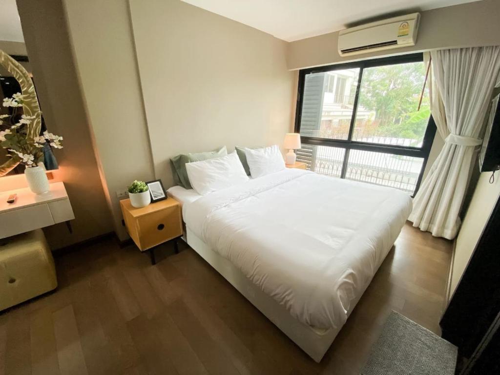 Tropical Paradise 1BR - Ultra Fast Wifi - Thong Lo
