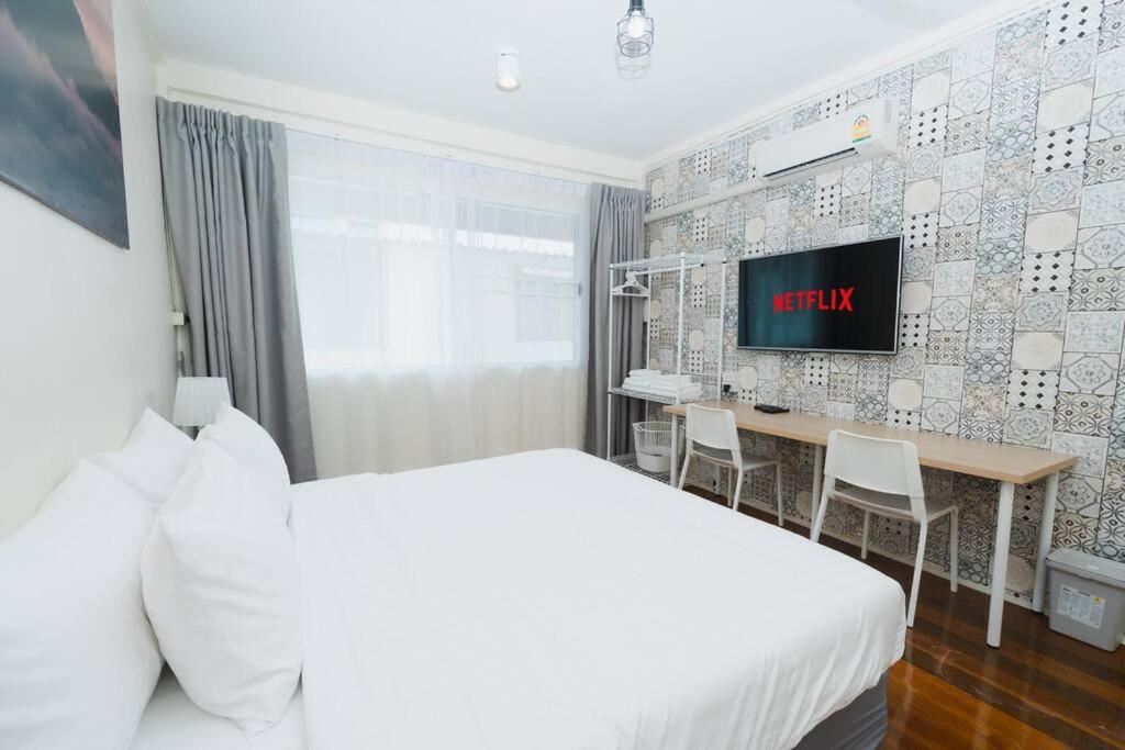 3BR Entire Home - Close to Train, Boat, IconSiam, Asiatique 3BR Entire Home - Close to Train, Boat, IconSiam, Asiatique
