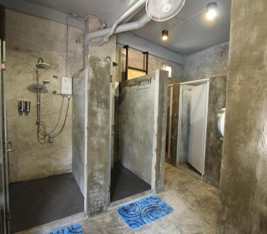 ThongLor Travellers Hostel and Cafe ThongLor Travellers Hostel and Cafe