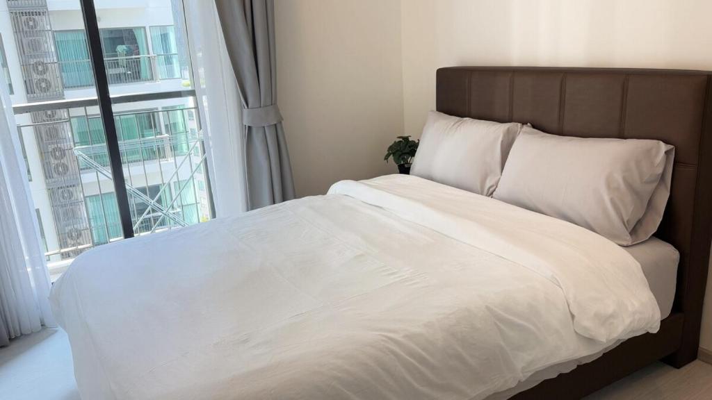 Luxurious Downtown Apartment With Train Access Bts