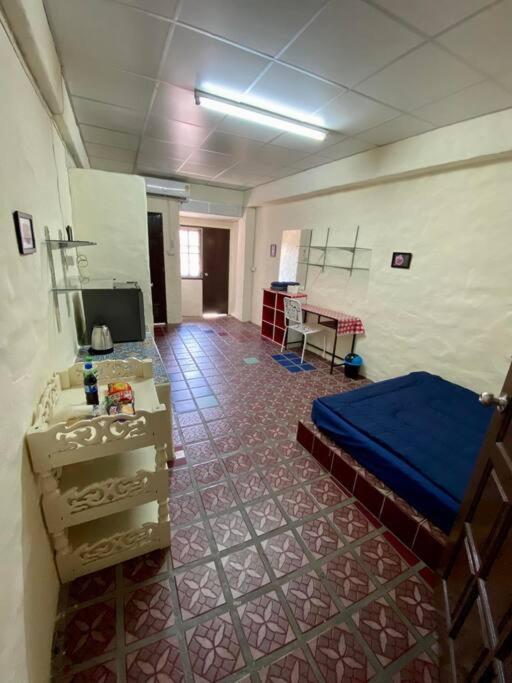 Ratanawong Place 301 Ratanawong Place 301