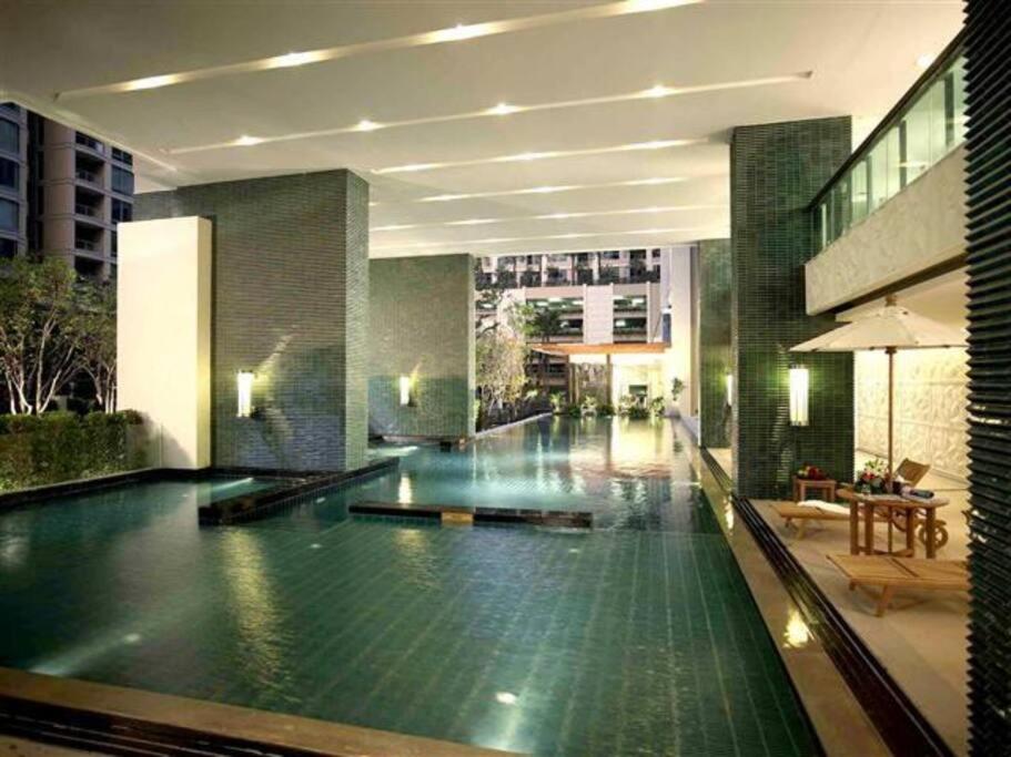 Luxury 67 sqm private living sanctuary Steps from BTS chidlom Luxury 67 sqm private living sanctuary Steps from BTS chidlom