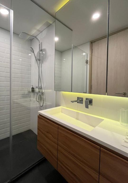 Rama 9 My Private Duplex - Fully Equipped - Netflix - Self Check-in Rama 9 My Private Duplex - Fully Equipped - Netflix - Self Check-in
