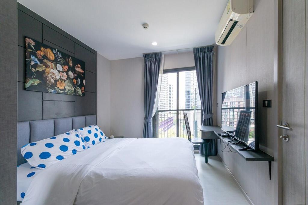 Luxurious Apartment with Train Access Bts Thonglor Luxurious Apartment with Train Access Bts Thonglor