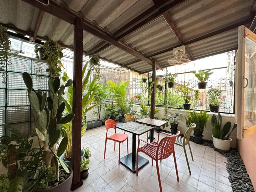 Garden Home near Iconsiam & Chao-Praya River Garden Home near Iconsiam & Chao-Praya River