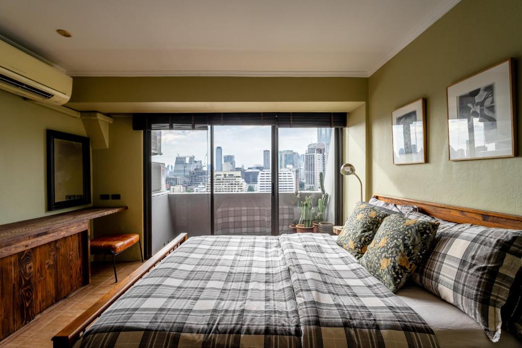 PEONY Rustic Apartment Sukhumvit, Nana BTS