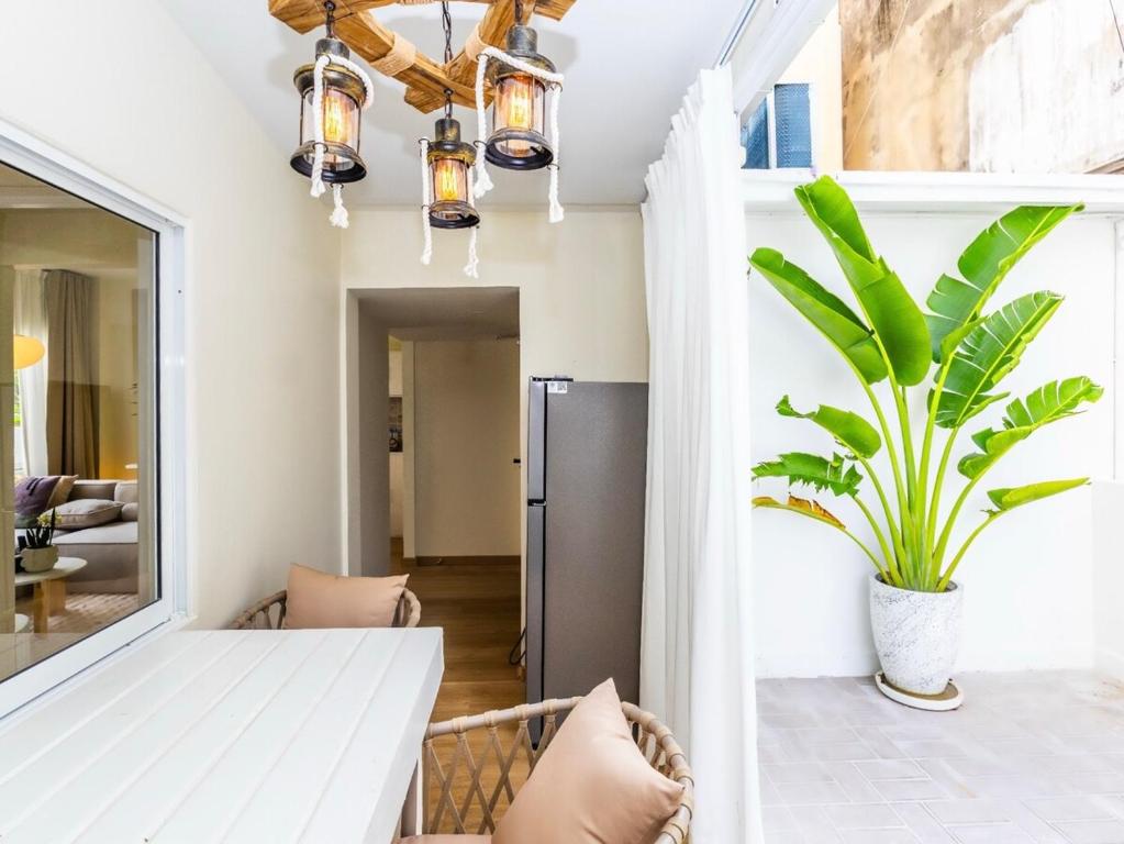 2 Bedroom for 3 guests in heart Sathorn with Balcony 2 Bedroom for 3 guests in heart Sathorn with Balcony