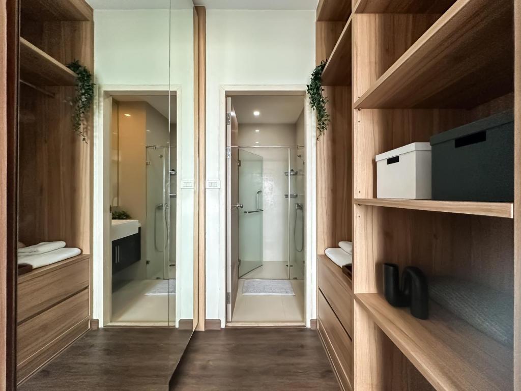 Transquil Modern 1BR - Ultra Fast WiFi - BTS Ari Transquil Modern 1BR - Ultra Fast WiFi - BTS Ari