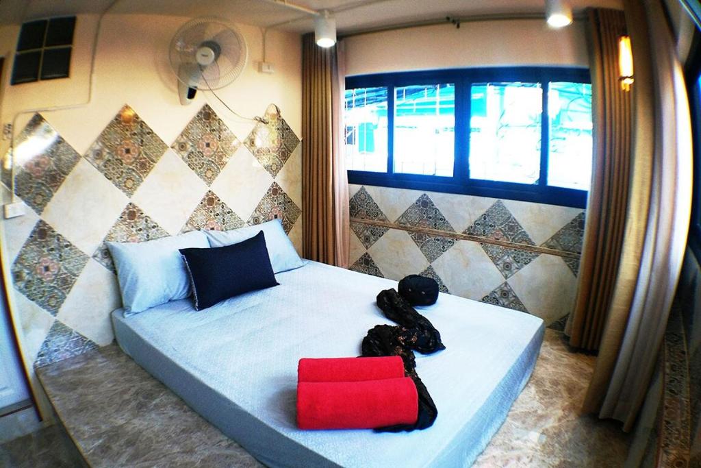 SKY 6 The Perfect Quiet Oasis BKK Center Near MRT SKY 6 The Perfect Quiet Oasis BKK Center Near MRT