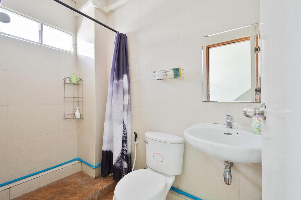 Hostel BunkBeds Pet friendly BTS ThongLor Hostel BunkBeds Pet friendly BTS ThongLor