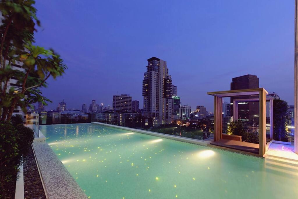 Modern Expansive - Ultra Fast WiFi - BTS Phrom Phong Modern Expansive - Ultra Fast WiFi - BTS Phrom Phong