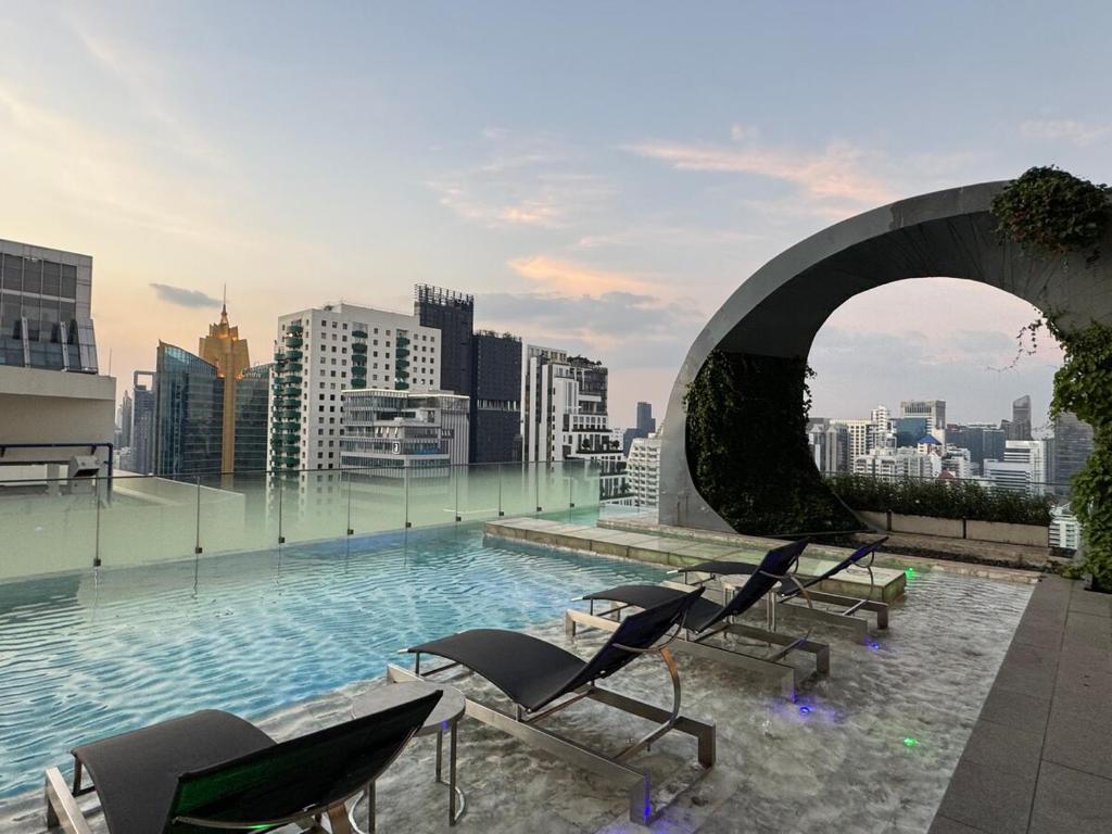 Downtown Luxury Apartment, Asok Cowboy Lane, 400m from BTS Downtown Luxury Apartment, Asok Cowboy Lane, 400m from BTS