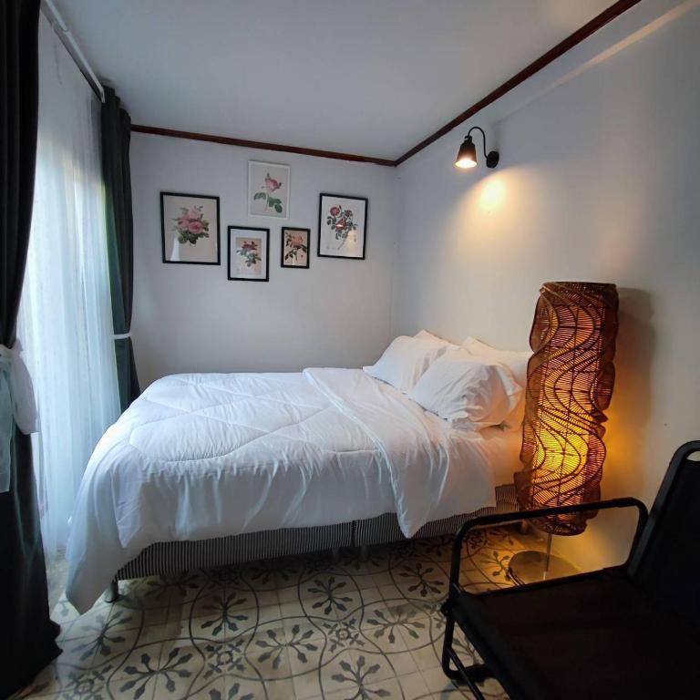 Baan Jiam Bangkok บ้านยายเจียม Baan Jiam Bangkok บ้านยายเจียม