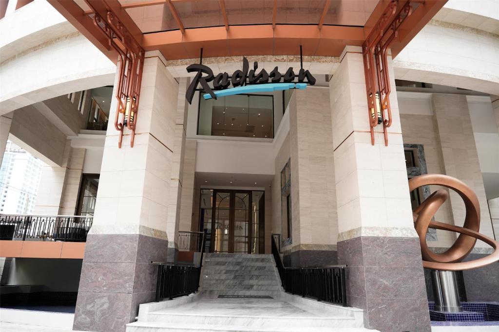 Radisson Hotel Chateau de Bangkok Radisson Hotel Chateau de Bangkok