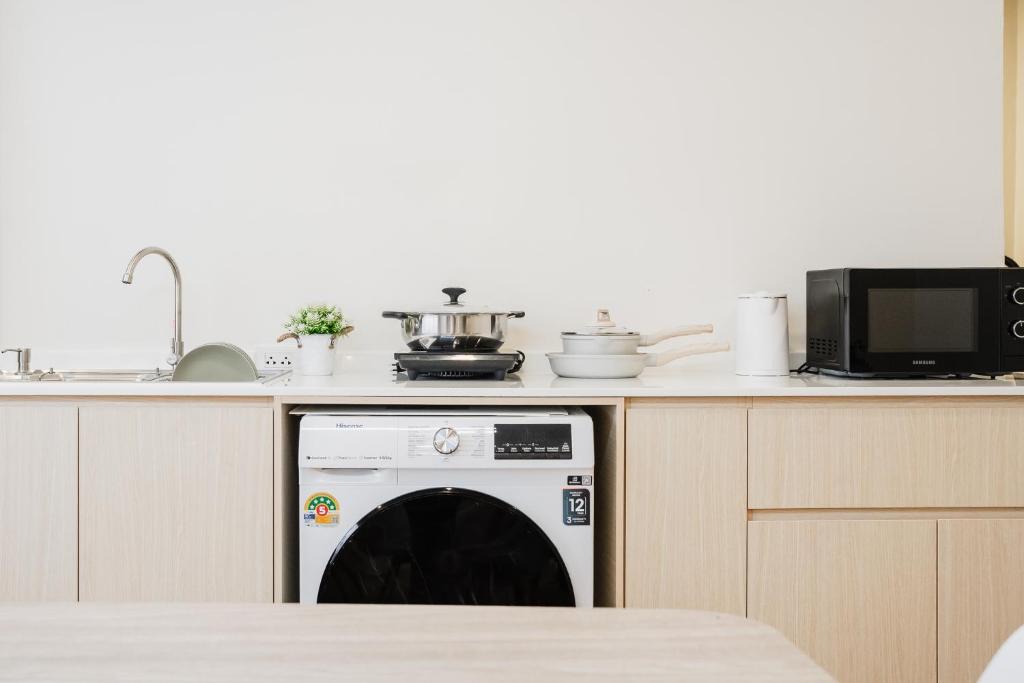 Lotus Bear House - 1BR Loft