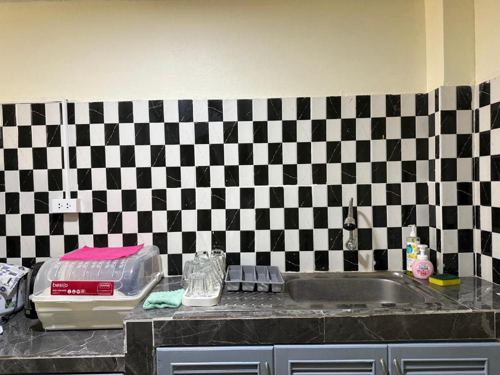 GM6 - Samyan 4floors, 4mins walk to Bantadtong