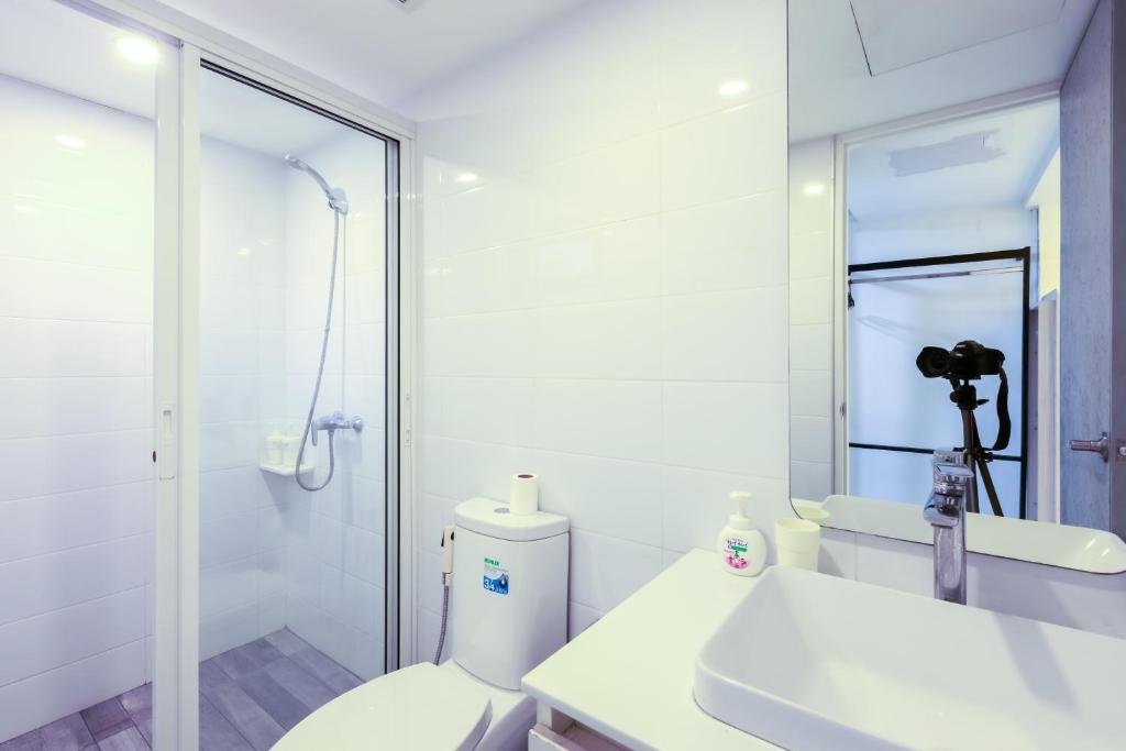 24 degree hotel & hostels