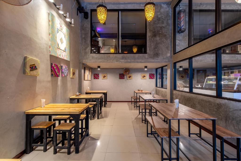 Buri Hostel Bangkok Buri Hostel Bangkok