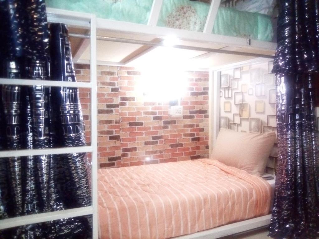 Ban Kru Ae mixed dorm Ban Kru Ae mixed dorm