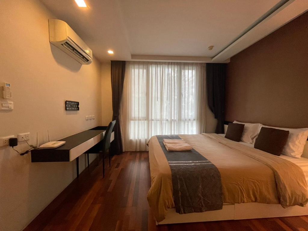 1 Bedroom in sukhumvit CBD 5 min to BTS Phromphong 1 Bedroom in sukhumvit CBD 5 min to BTS Phromphong