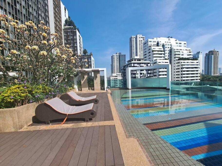 1 Bedroom in sukhumvit CBD 5 min to BTS Phromphong 1 Bedroom in sukhumvit CBD 5 min to BTS Phromphong