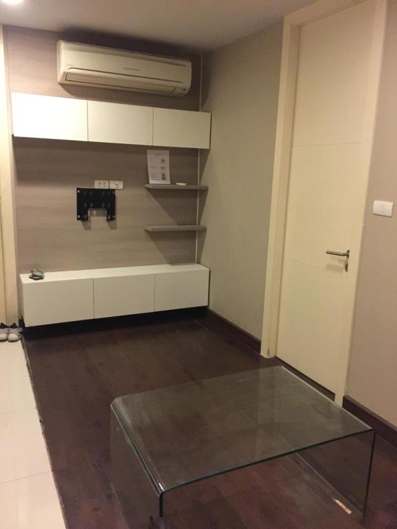Livat5r1042 Livat5r1042