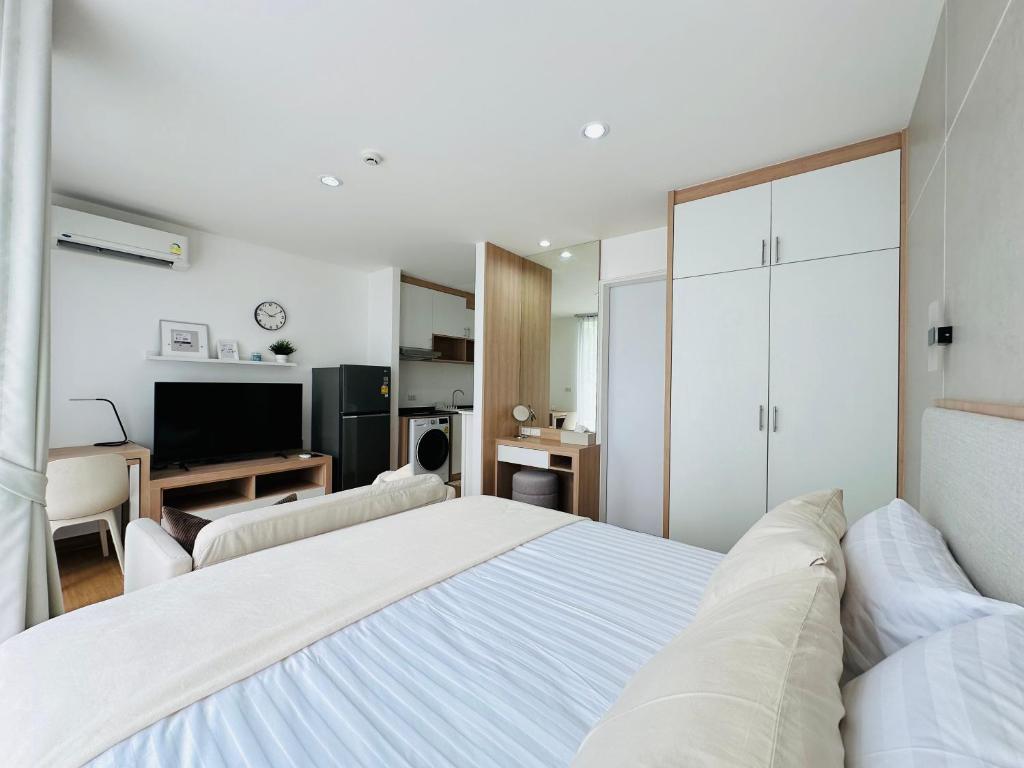 6th Avenue Sukhumvit BKK 308 BTS Asoke & Nana MRT Sukhumvit 6th Avenue Sukhumvit BKK 308 BTS Asoke & Nana MRT Sukhumvit