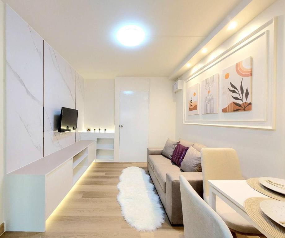 Joyful room Joyful room