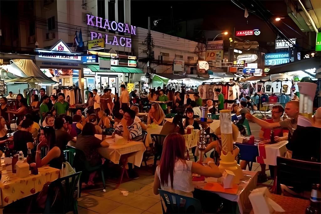 The Hidden Khaosan - เดอะ ฮิดเด้นข้าวสาร รามบุตรี