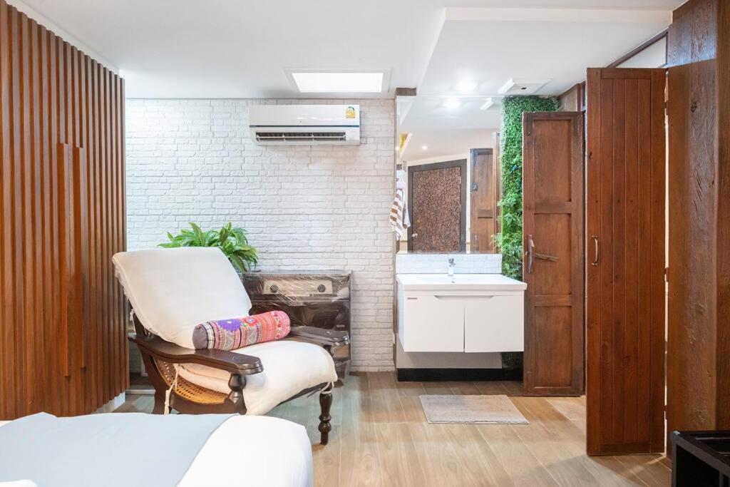 MIQ Rama9 Villa 3Br in City Jodd fair MRT MIQ Rama9 Villa 3Br in City Jodd fair MRT